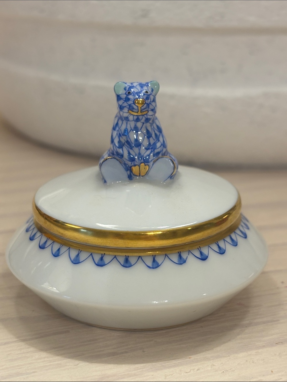 Herend Hungary Handpainted Porcelain Trinket First Curl Dish with Gold Trim